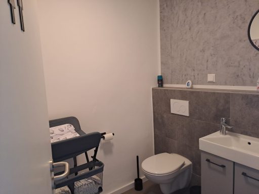 Bad mit Wickelmöglichkeit